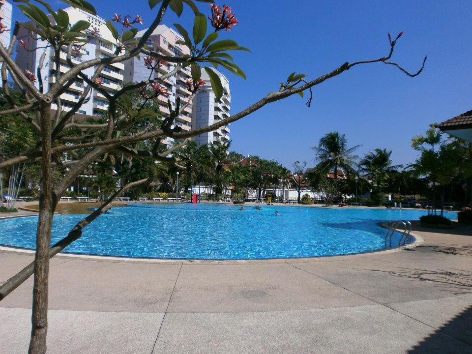 B&B View Talay 1B Apartments Pattaya Esterno foto