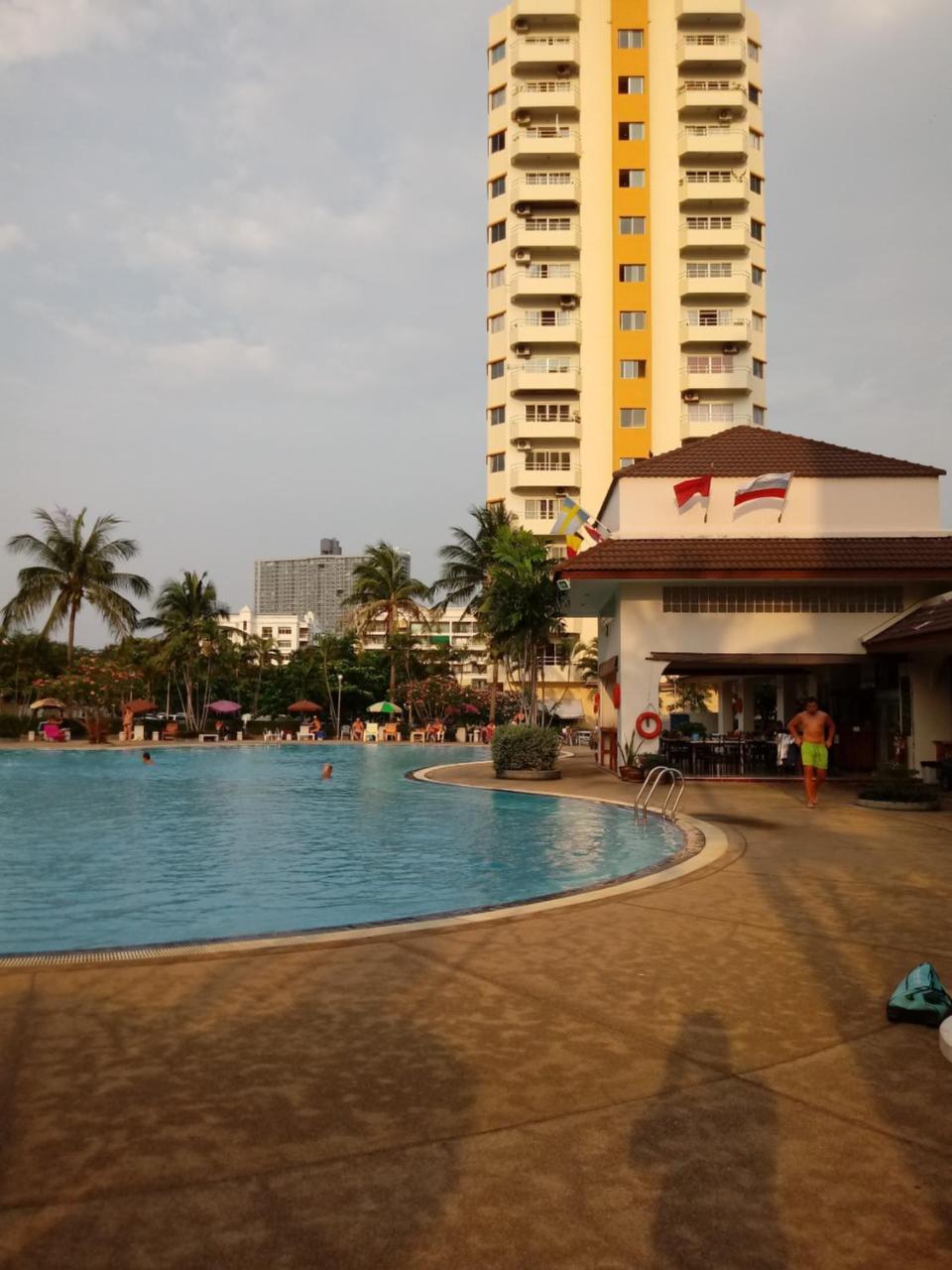 B&B View Talay 1B Apartments Pattaya Esterno foto